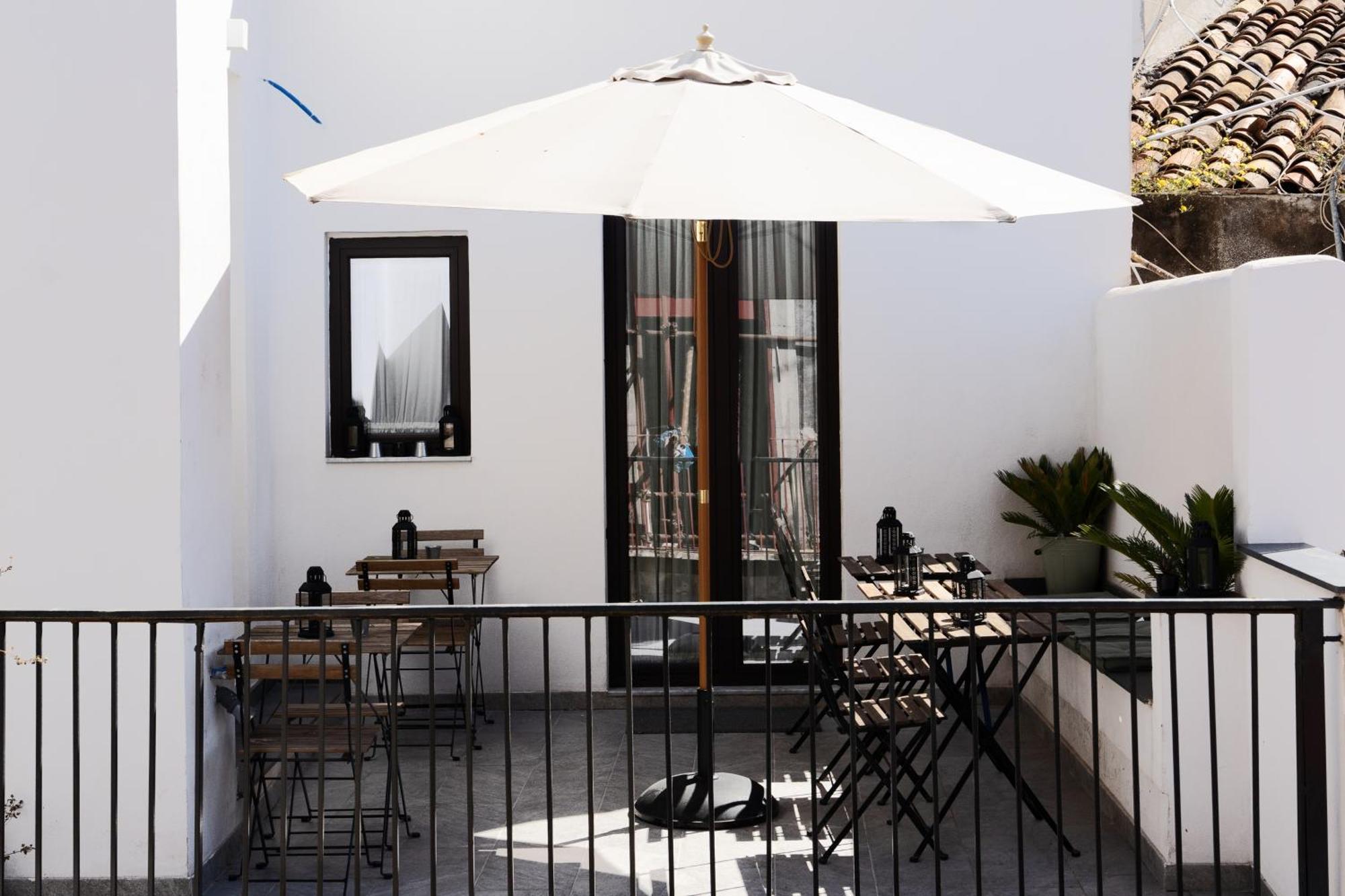 Holiday Lux Boutique Room Catânia Exterior foto